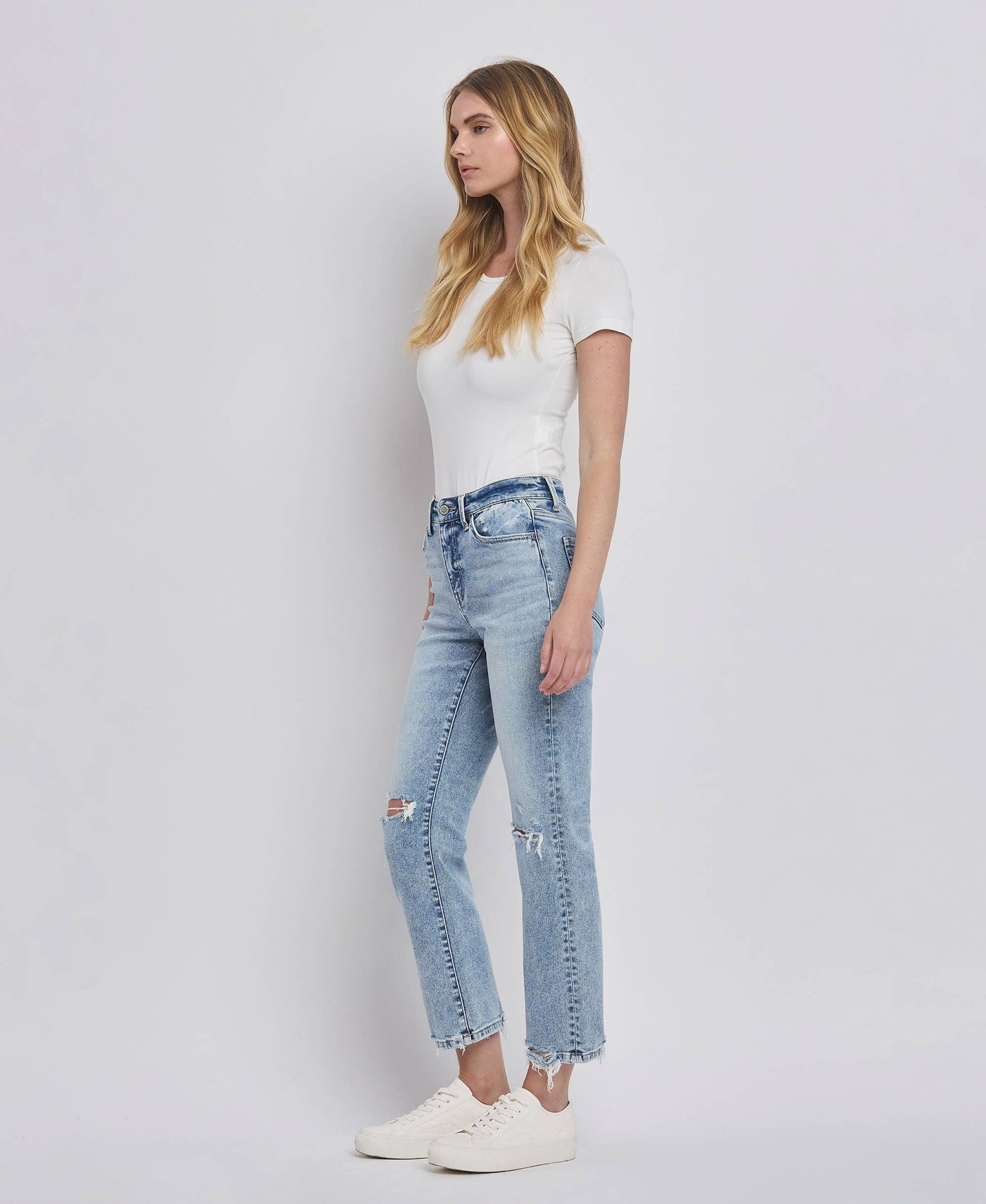 Vivid Hight Rise Distressed Jeans