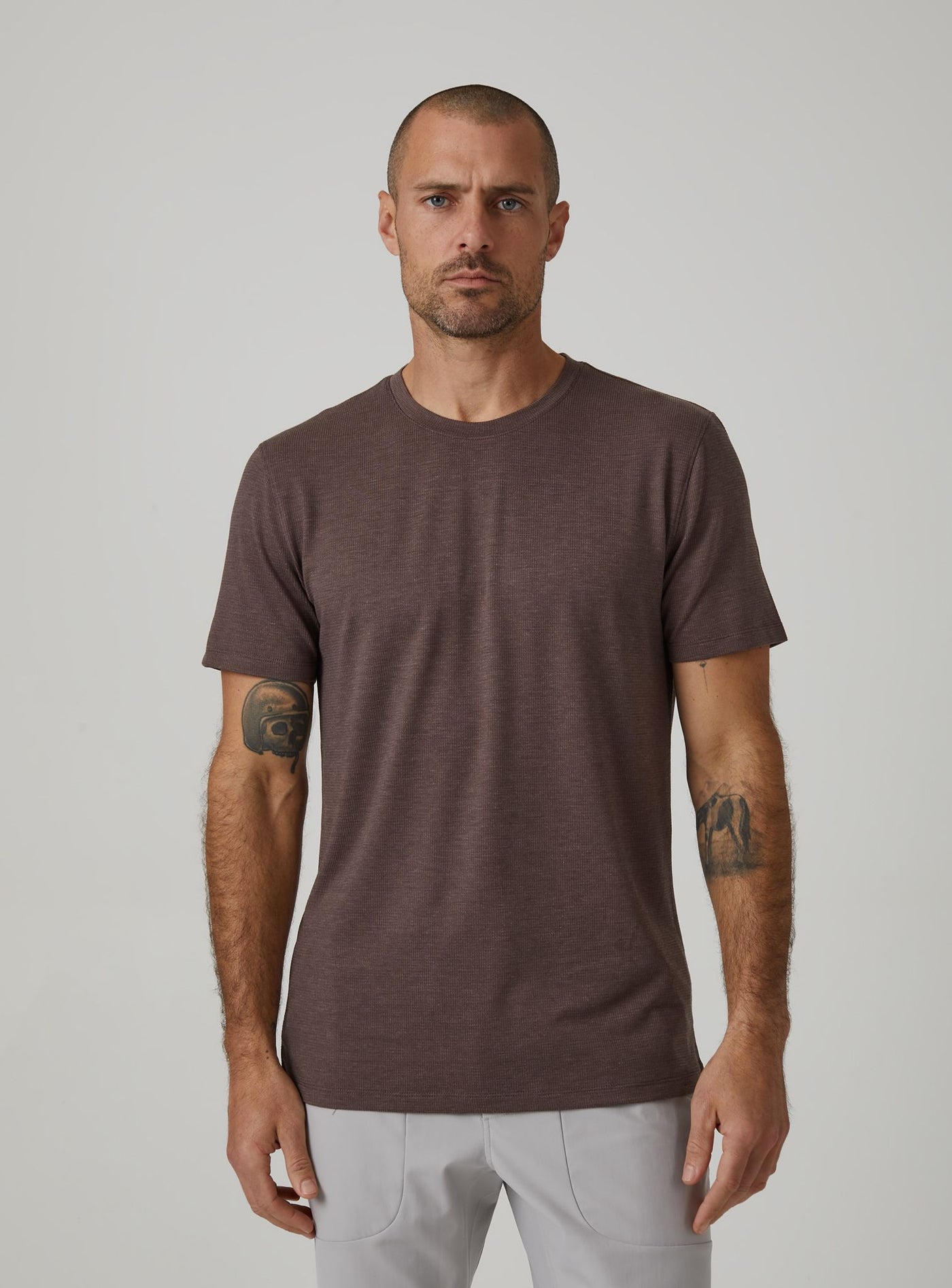 Core Ribbed Tee in Peppercorn