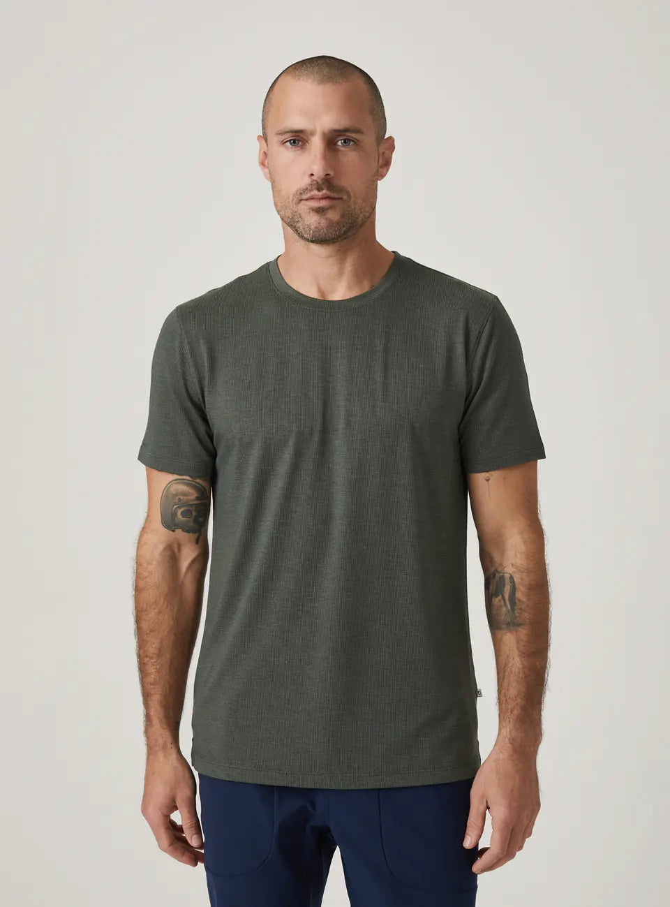 Core Textured Tee in Olive