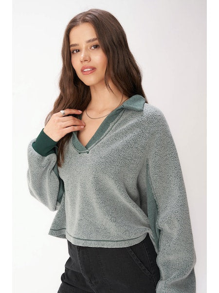 La Vie Mixed Fleece Collared Sweatshirt