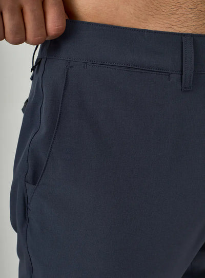 Momentum Hybrid Short in Navy