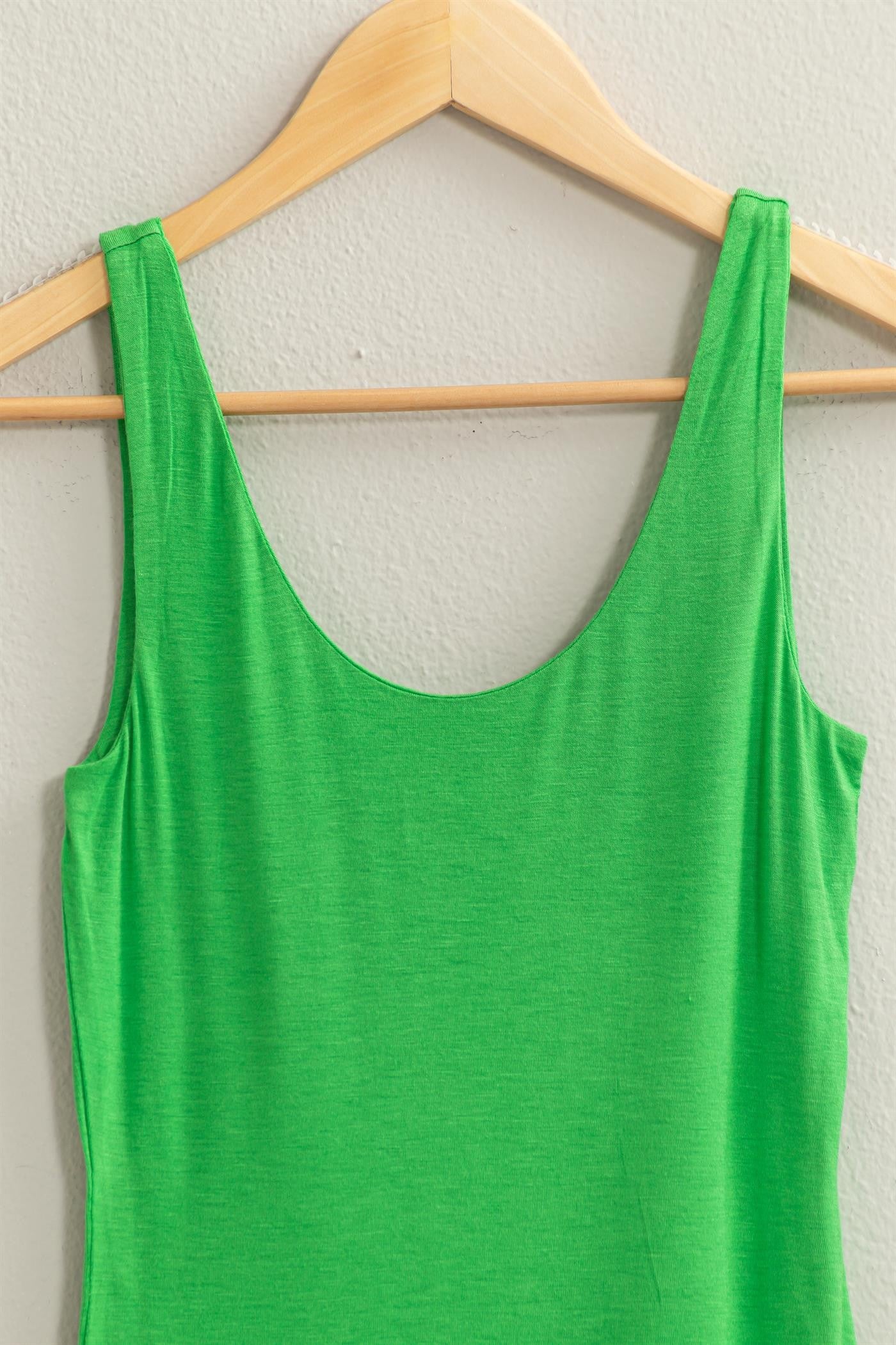 Relax Your Mind Scoop Neck Tank in Green