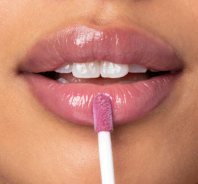 Vitamin Glaze Oil-Infused Lip Gloss in Violet Orchid