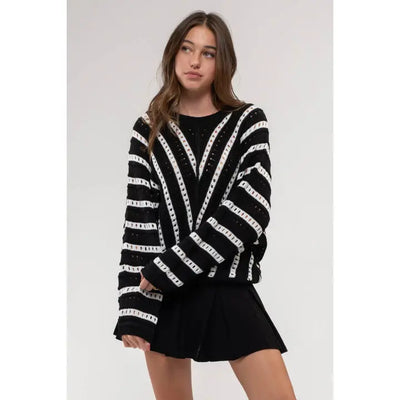 Chevron Knit Pullover Sweater - Black