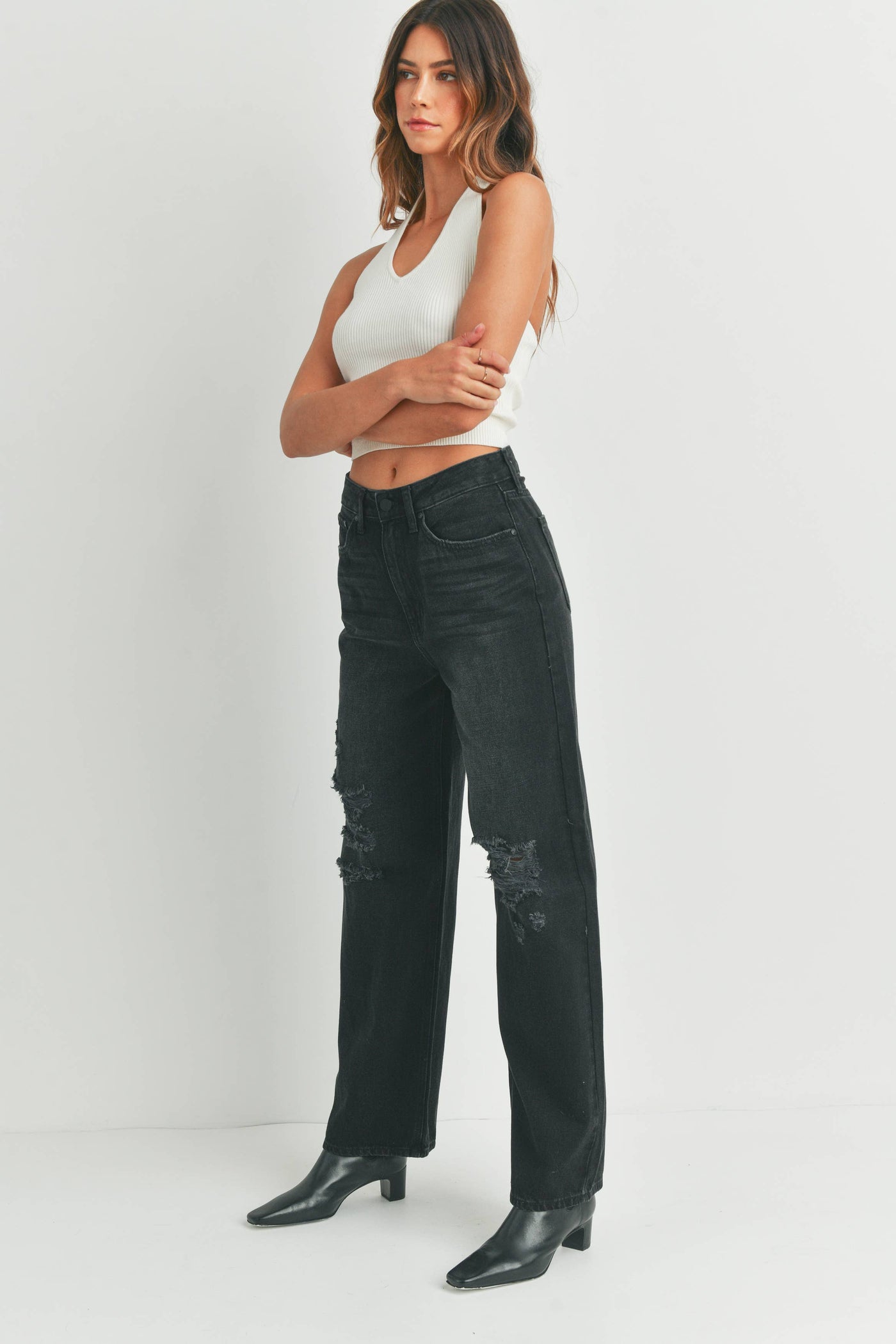 Ashley Minimal Distressed Skater Jeans