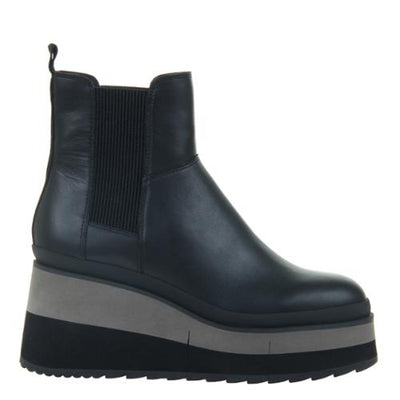 Guild Boots in Black
